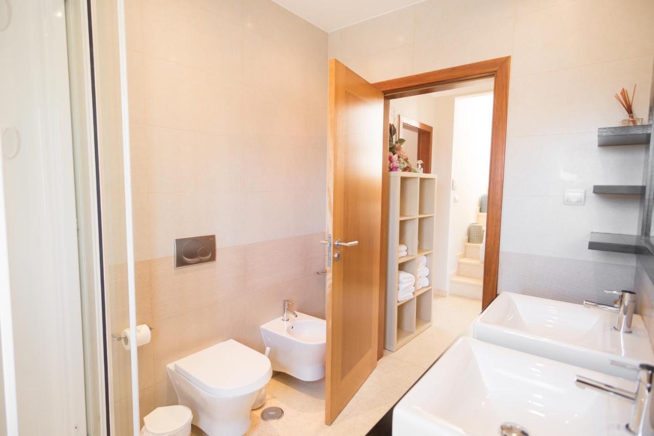 Villa Ria Rose, Alto Da Ria 23 - Jacuzzi And Beach Alvor Exteriör bild